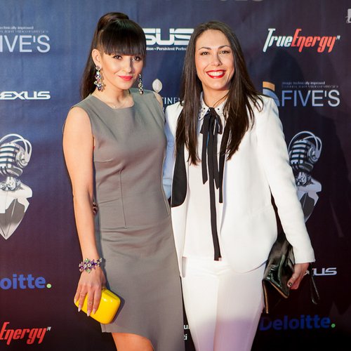 on-air-music-awards-2013-red-carpet-37