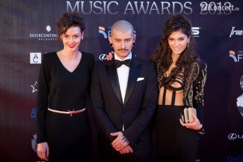 on-air-music-awards-2013-red-carpet-66