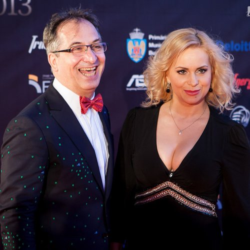 on-air-music-awards-2013-red-carpet-69