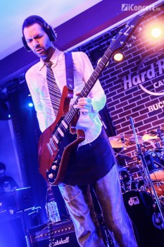 paul-gilbert-hard-rock-cafe-bucharest-01