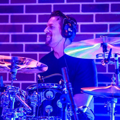 paul-gilbert-hard-rock-cafe-bucharest-03