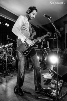 paul-gilbert-hard-rock-cafe-bucharest-18