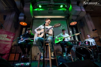 the-mono-jacks-guerrilive-acoustic-session-03