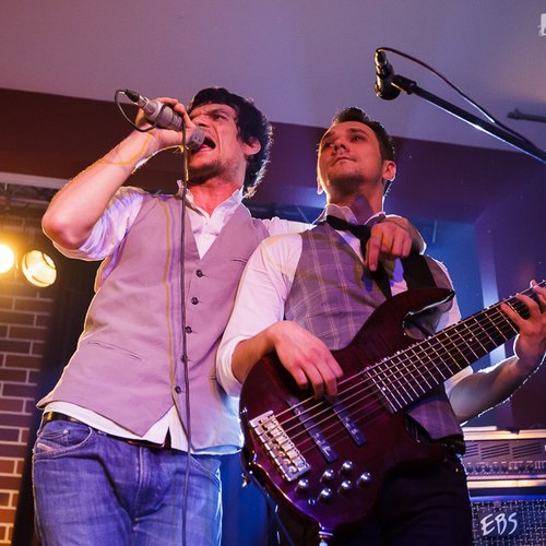 vama-hard-rock-cafe-bucharest-4-aprilie-2013-07