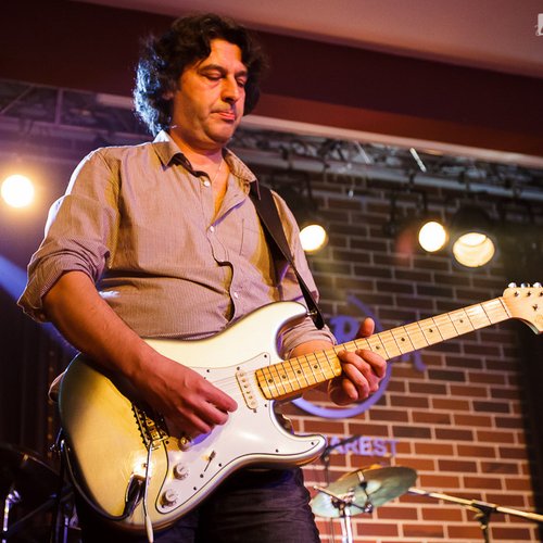 vama-hard-rock-cafe-bucharest-4-aprilie-2013-09