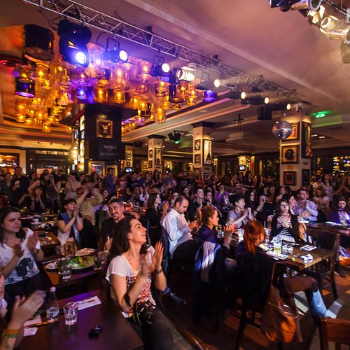 vama-hard-rock-cafe-bucharest-4-aprilie-2013-23