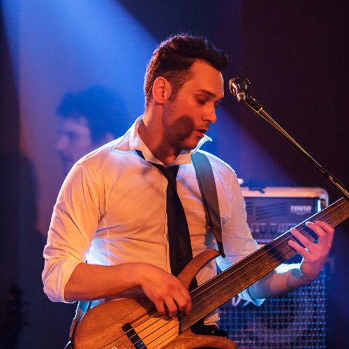 vama-hard-rock-cafe-bucharest-4-aprilie-2013-27