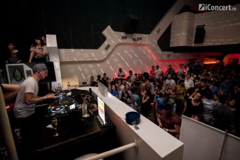 2-aeroplane-studio-martin-bucuresti-11