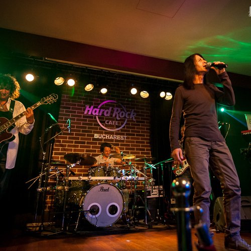 sarmalele-reci-hard-rock-cafe-bucuresti-20-ani-02