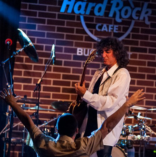 sarmalele-reci-hard-rock-cafe-bucuresti-20-ani-18
