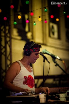 1-backyard-weekend-2013-02