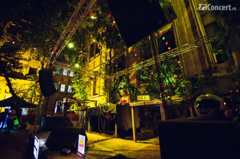 1-backyard-weekend-2013-05