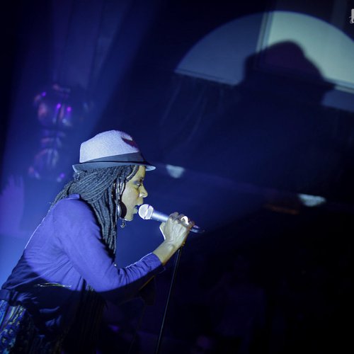 2-akua-naru-the-digflo-band-bucuresti-silver-church-07