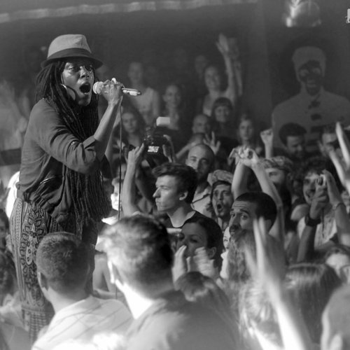 2-akua-naru-the-digflo-band-bucuresti-silver-church-09