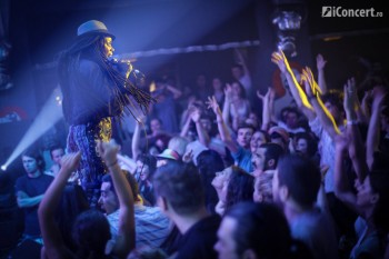 2-akua-naru-the-digflo-band-bucuresti-silver-church-18