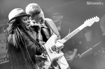 2-akua-naru-the-digflo-band-bucuresti-silver-church-22