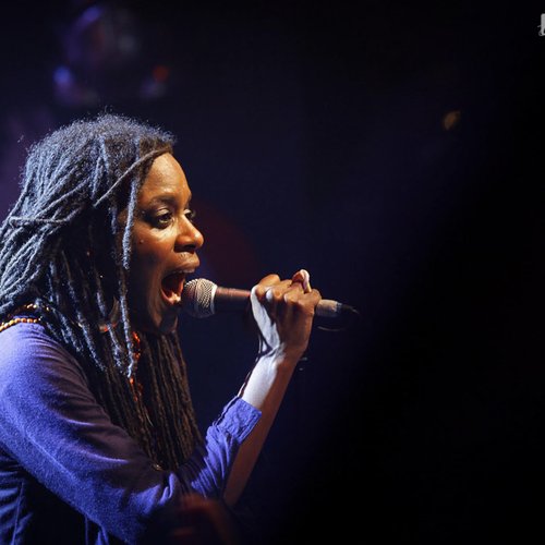 2-akua-naru-the-digflo-band-bucuresti-silver-church-28