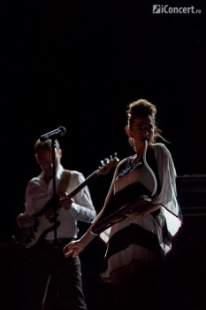 3-nouvelle-vague-backyard-weekend-2013-03