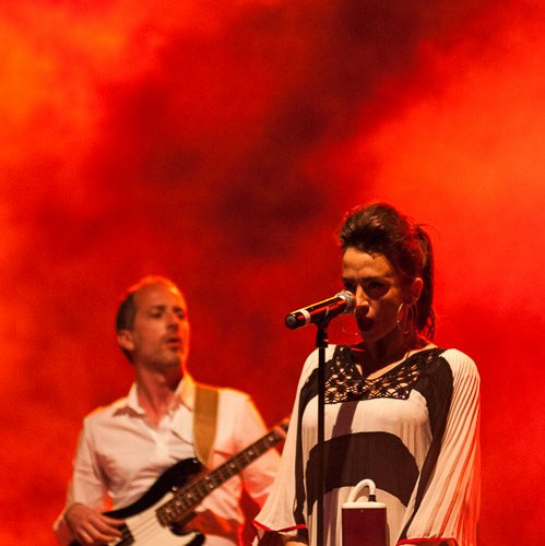 3-nouvelle-vague-backyard-weekend-2013-04