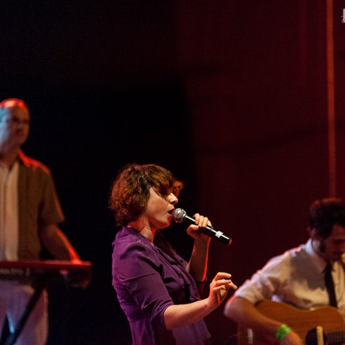 3-nouvelle-vague-backyard-weekend-2013-08