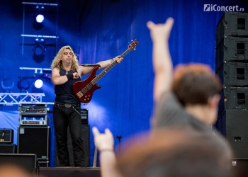 4-compact-cluj-arena-music-fest-2013-13