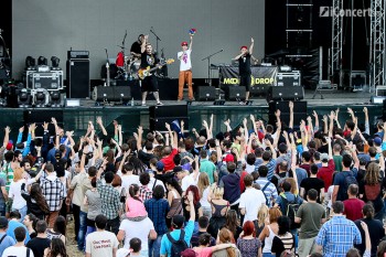 03-shadowbox-chimie-bestfest-2013-bucuresti-16