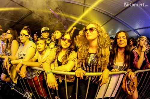 Publicul de la show-ul ROA la B'ESTFEST 2013 - Foto: Vlad Pîrîu / iConcert.ro
