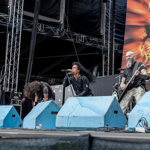 anthrax-bucuresti-2013-piata-constitutiei-03