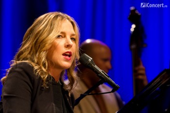 diana-krall-sala-palatului-bucuresti-2013-glad-rag-doll-10