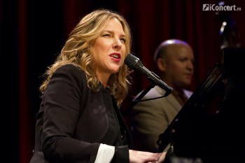 diana-krall-sala-palatului-bucuresti-2013-glad-rag-doll-17