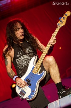 iron-maiden-bucuresti-2013-maiden-england-10