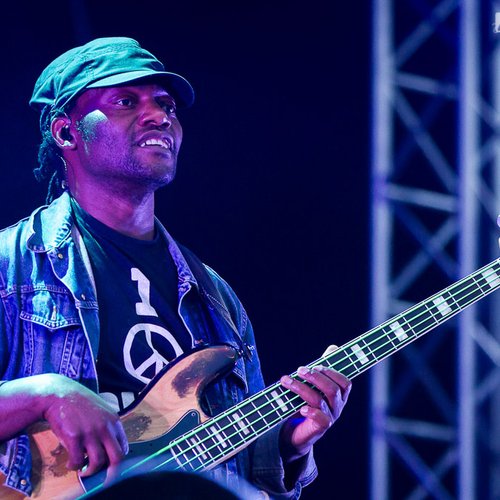 nneka-bestfest-2013-bucuresti-tunari-04
