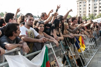 voodoo-six-bucuresti-2013-piata-constitutiei-03