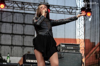 1-amaranth-artmania-festival-2013-05