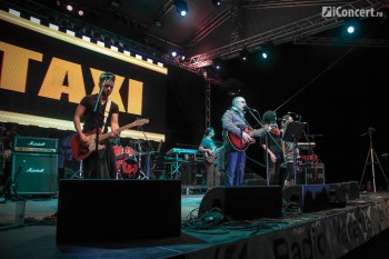 10-taxi-folk-you-2013-vama-veche-02