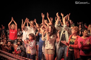 2-ducu-bertzi-folk-you-2013-vama-veche-07