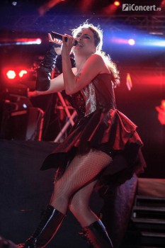 3-within-temptation-artmania-festival-2013-09