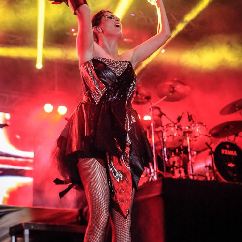 3-within-temptation-artmania-festival-2013-17