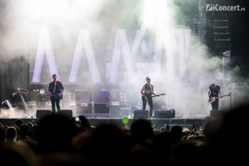 4-glasvegas-summer-well-2013-08