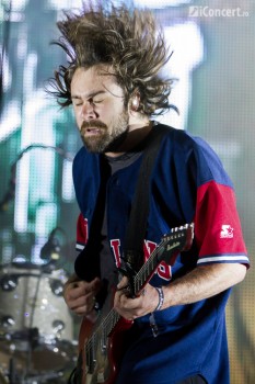 4-the-vaccines-summer-well-2013-06