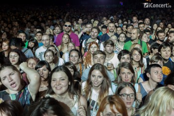 4-the-vaccines-summer-well-2013-11