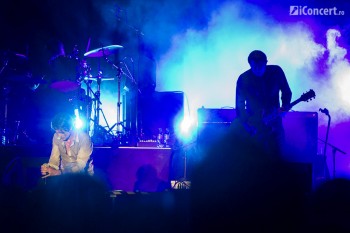 5-suede-summer-well-2013-06