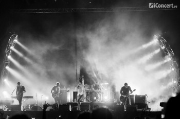 5-suede-summer-well-2013-07