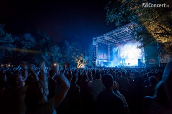 5-suede-summer-well-2013-16