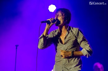 5-suede-summer-well-2013-25