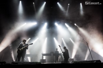 5-the-xx-summer-well-2013-07