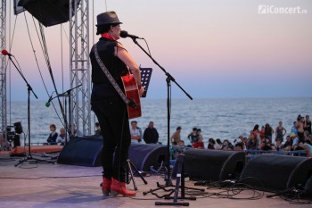 7-zoia-alecu-folk-you-2013-vama-veche-01