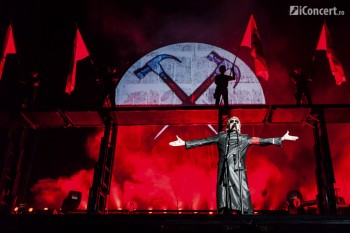 roger-waters-the-wall-2013-bucuresti-piata-constitutiei-08