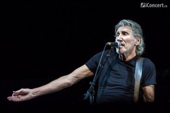roger-waters-the-wall-2013-bucuresti-piata-constitutiei-15