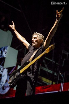 roger-waters-the-wall-2013-bucuresti-piata-constitutiei-18